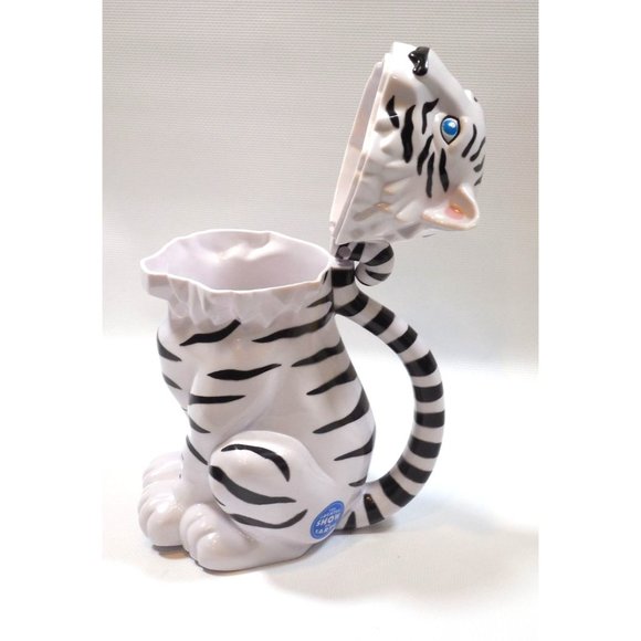 Ringling Bros and Barnum & Bailey Circus White Tiger Plastic Souvenir Mug /Stein - Picture 4 of 8
